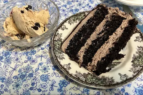 Riverside Cakery photo 1
