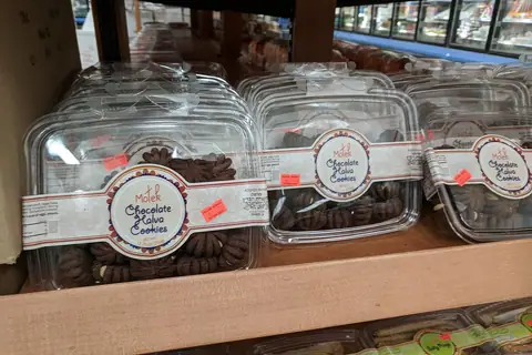 Riverside Cakery photo 2